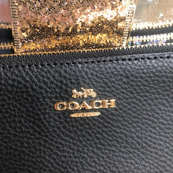 Coach NWT Large Black Leather Wristlet - Picture 2 of 6